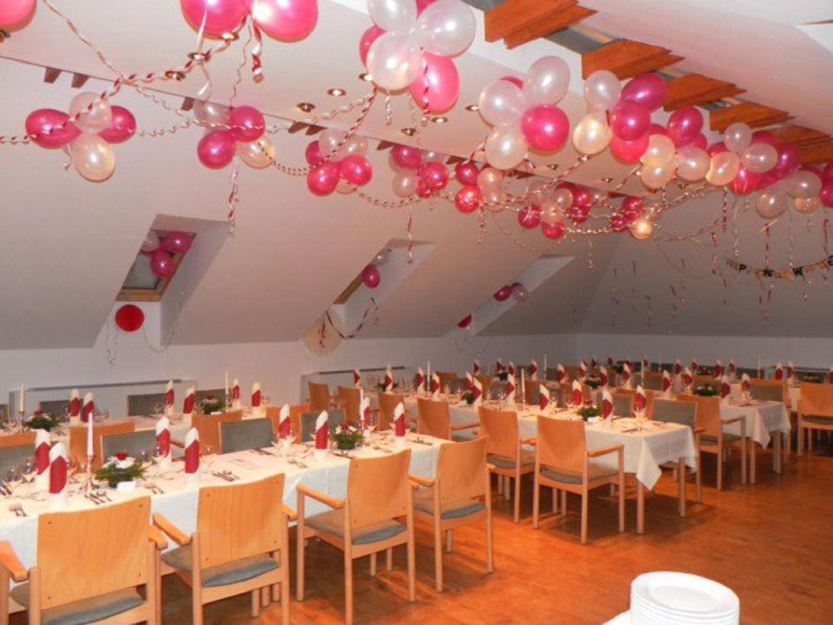 Magita Hotel Basko Bagian luar foto